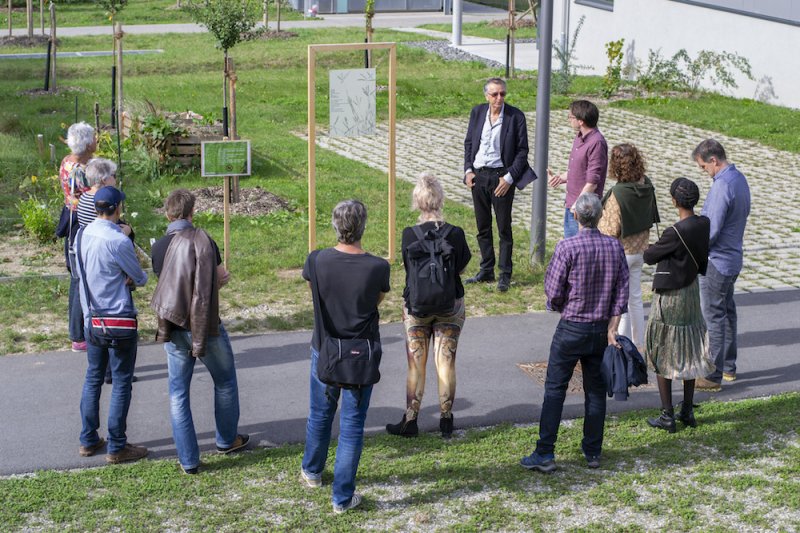 (re)connecting.earth, curatorial tour, Quartier des Vergers, Genève – Mikhail Rojkov