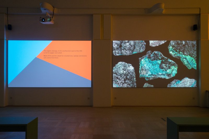 Learning from Artemisia, 2019-2020, 3-channel HD video with sound, 15’, painting, photographs, installation view La Loge, Brussels. Photo: Lola Pertsowsky Learning from Artemisia, 2019-2020, 3-channel HD video with sound, 15’, painting, photographs, installation view La Loge, Brussels